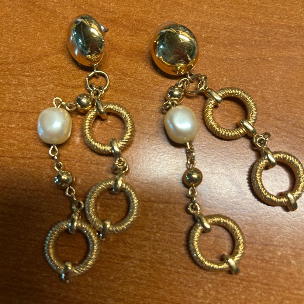Elegant Gold Dangle Earrings